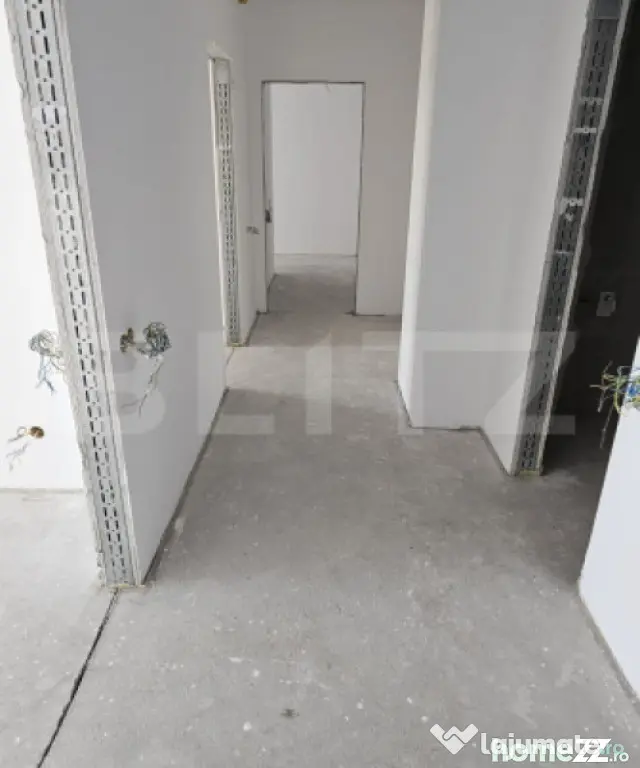 Apartament 3 camere – semifinisat, cu terasă de 20 mp – - Deva (Hunedoara)