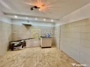 Casa P M, loc. Faraoani, jud. Bacau 