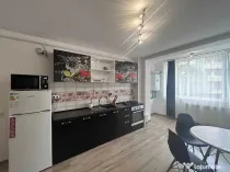 Apartament 2 camere zona Florilor