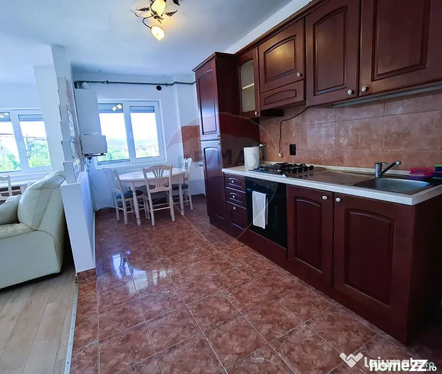Apartament cu 2 camere de închiriat