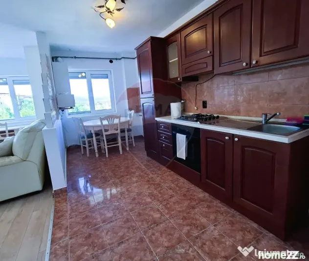 Apartament cu 2 camere de închiriat