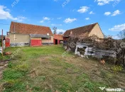 Casa cu 4 camere si 1650 mp teren la doar 30 km distanta de 