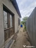 Teren cu casa demolabila zona Rosiori.