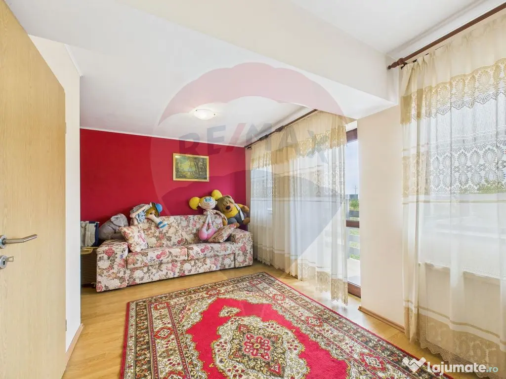 Casă cu 5 camere, 500 mp teren, Domnești, Ilfov