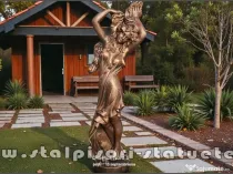 Statuetă Venus cu părul lung, arămiu patinat, model S71.