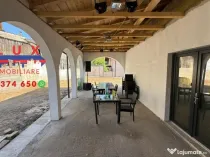 ID 9549 DE ÎNCHIRIAT - Casă în Zona Centrală