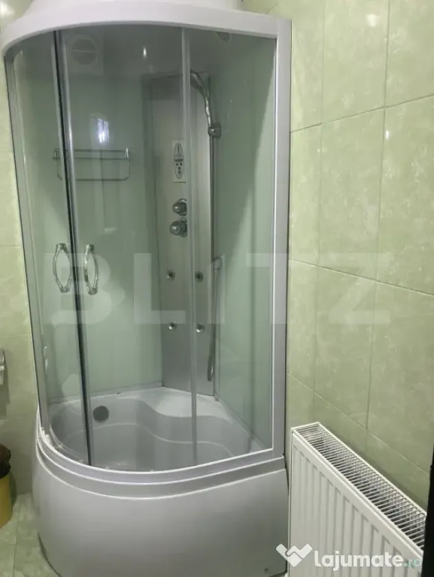 Vânzare pensiune/hotel într-o zonă superbă din Poiana N