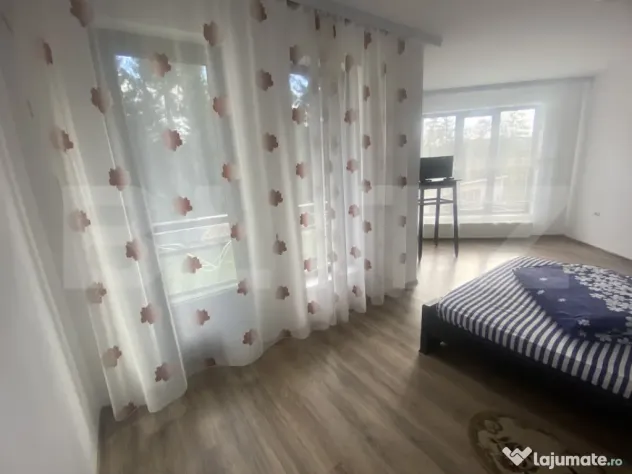 Vânzare pensiune/hotel într-o zonă superbă din Poiana N