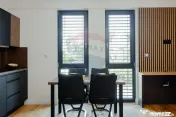 Apartament cu 2 camere, de vânzare, ultracentral, str Av... 