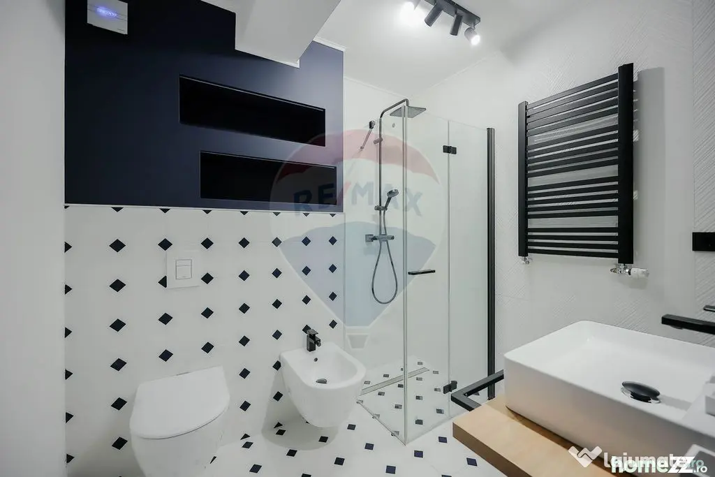 Apartament cu 2 camere, de vânzare, ultracentral, str Av...