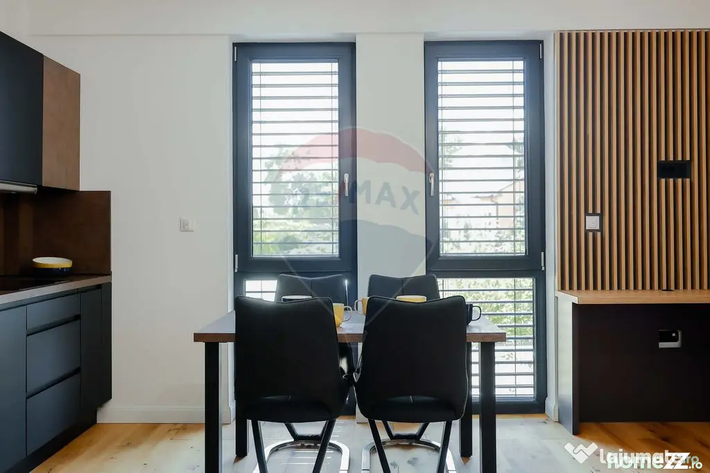 Apartament cu 2 camere, de vânzare, ultracentral, str Av...