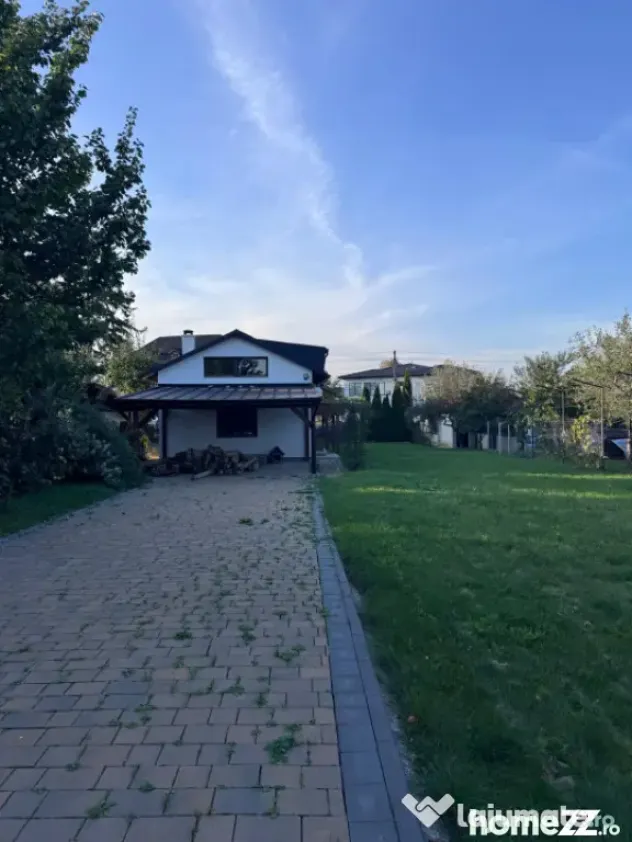 Casa individuala cu garaj si foisor, centru- Horodnic de Sus - Horodnic (Suceava)