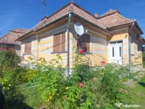 Casa renovabila, 3 camere, 1400 mp teren, in Mihai Viteazu