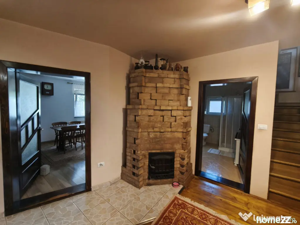 Casa 5 camere, zona ultracentrala, 1500mp teren, Radauti