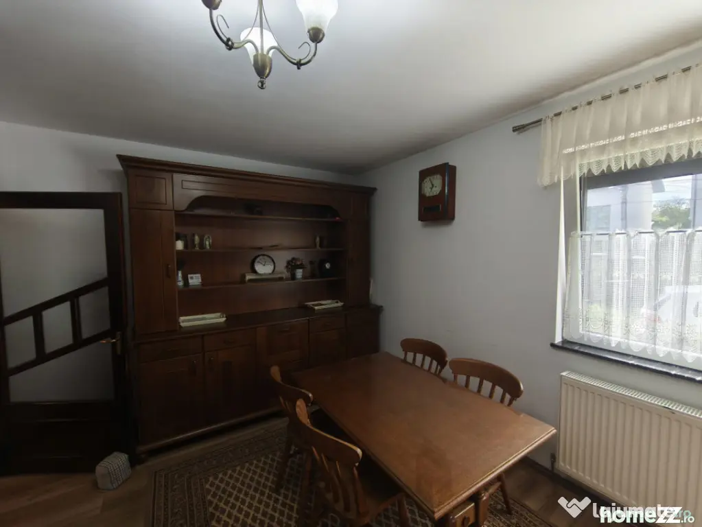 Casa 5 camere, zona ultracentrala, 1500mp teren, Radauti