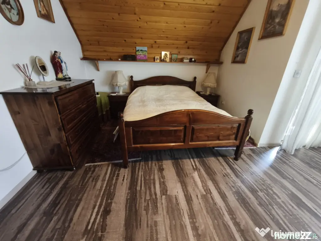 Casa 5 camere, zona ultracentrala, 1500mp teren, Radauti