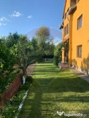 Casă / Vilă cu 9 camere de vânzare în zona Central 