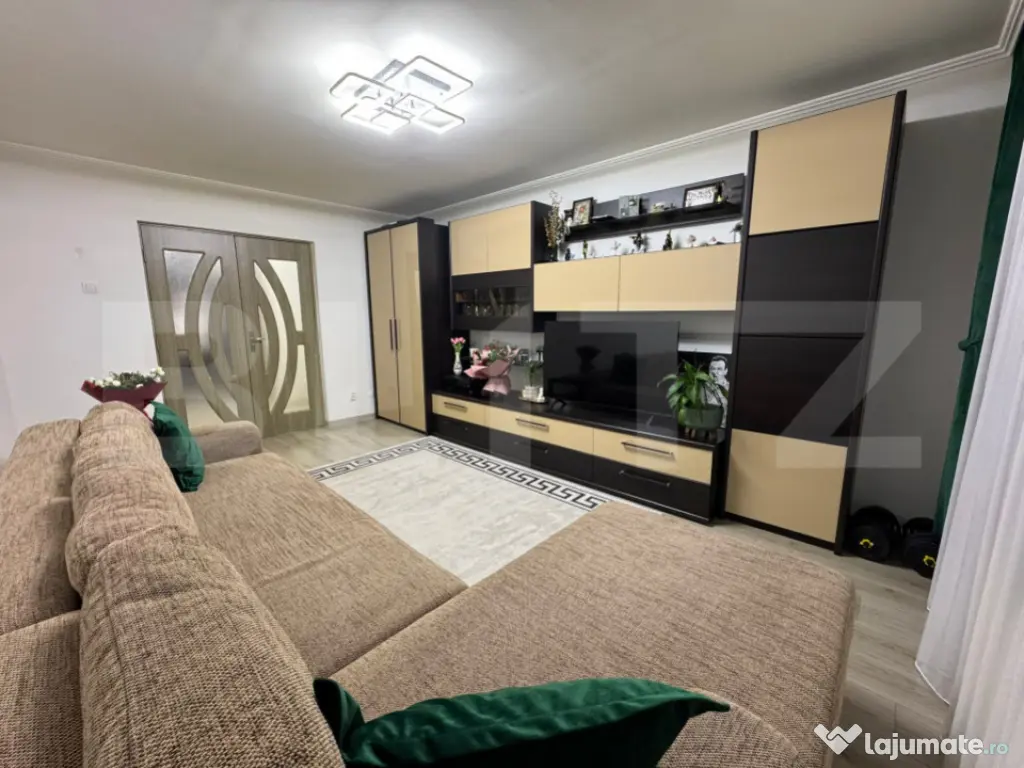 Apartament 3 camere, 76 mp, zona Tudor