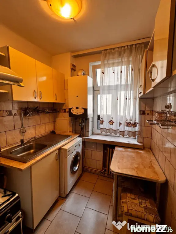 Apartament cu 2 camere decomandat, 50 mp,ultracentrala, zon - Craiova (Dolj)