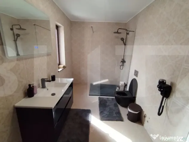 Vilă D+P+1+M - lux Dorohoi – 228 mp utili, teren 2.300 mp