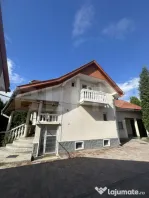 Casa de vanzare, 195 mp, 1100 mp teren, zona Lucian Blaga