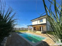 Vila lux 5 camere cu piscina in Dragomiresti-Vale
