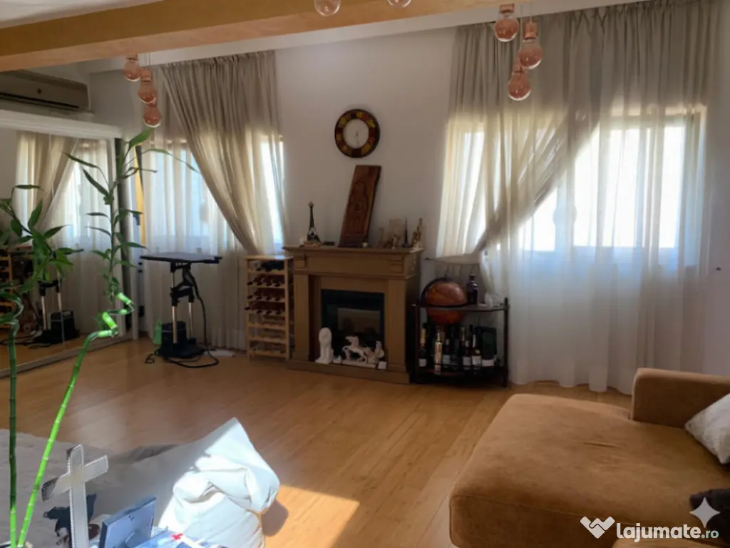 Apartament 2 camere, 90 mp, zona Garii