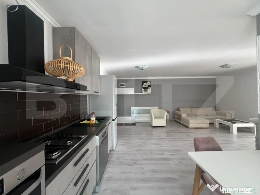 Apartament 3 camere, 75 mp, parcare, zona Tineretului
