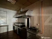 Spațiu comercial central pretabil fast food, 80 mp, zona Un 