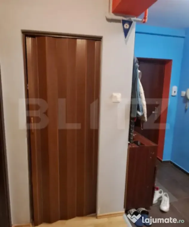 Apartament 2 camere, parter inalt ,zona Lidl, cu parcare