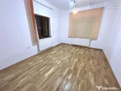 Casa 3 camere | Curte | Renovata in 2024 | Grivitei 