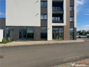 Sp com 195 mp, 7 locuri de parcare, 4 intrari, zona de Nord, 