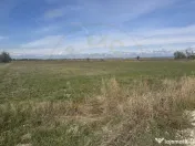 Teren Intravilan com. Ratesti 