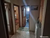 Apartament cu 3 camere de vânzare în zona Stefan cel Mare 