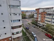 Apartament cu 3 camere de vânzare în zona Stefan cel Mare 