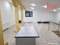 Spațiu comercial – central, compartimentabil