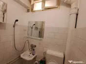 Garsoniera zona Judetean,decomandat,bloc apartamente,61000 