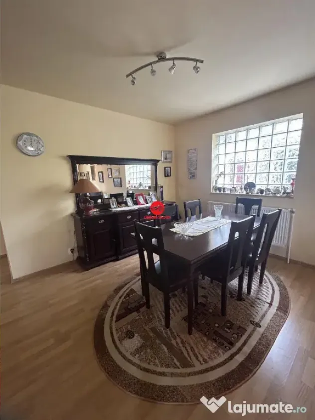 Casa P M complet mobilata, 8 camere, teren 1000mp, langa Gol