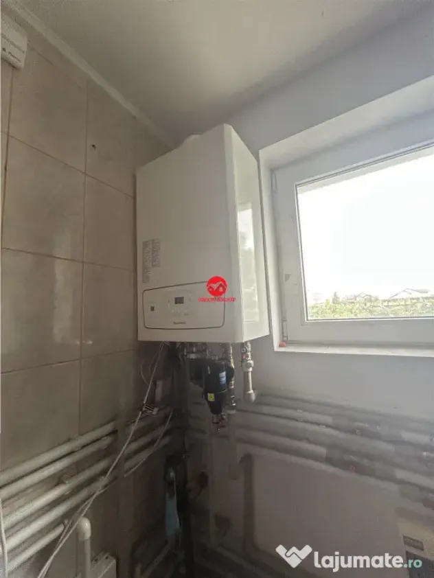 Casa P M complet mobilata, 8 camere, teren 1000mp, langa Gol