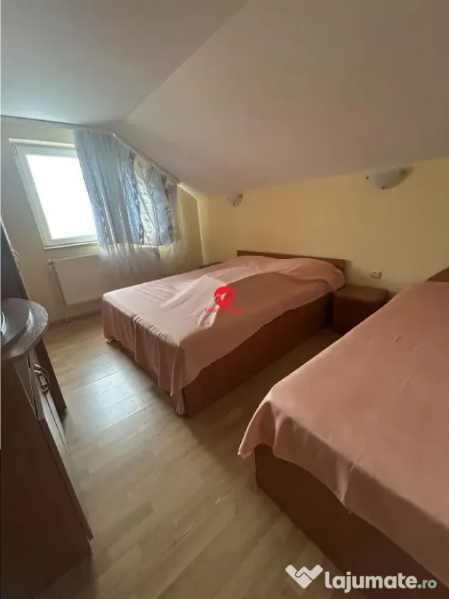 Casa P M complet mobilata, 8 camere, teren 1000mp, langa Gol