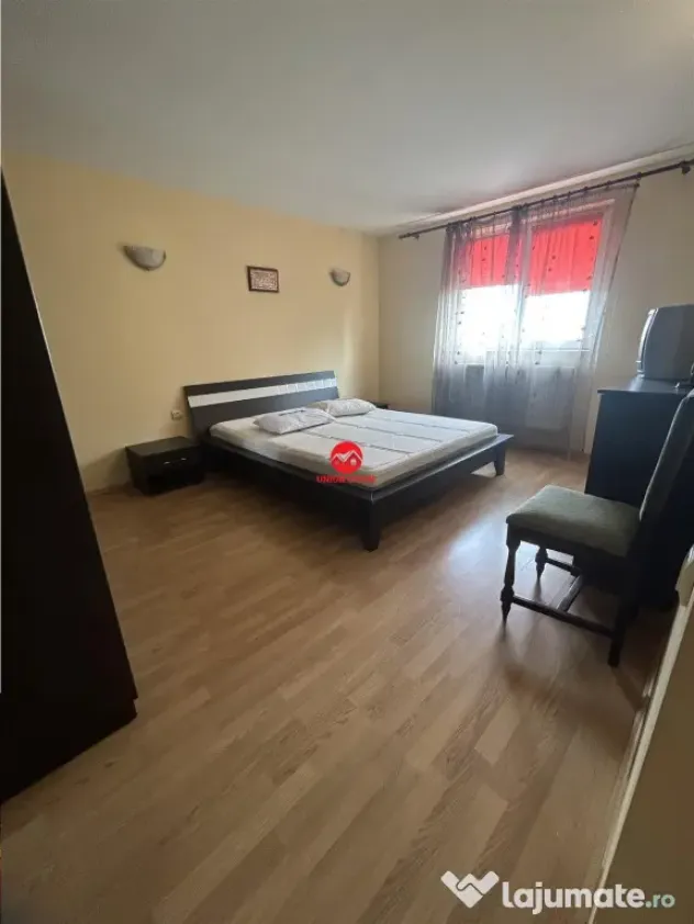Casa P M complet mobilata, 8 camere, teren 1000mp, langa Gol