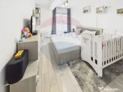 Apartament 3 camere - Titan, balcon generos și 2 locuri ... 