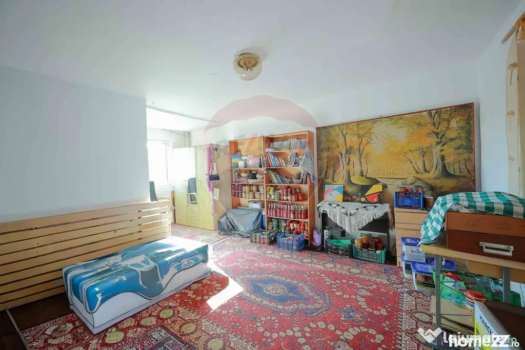 Casă cu 4 camere de vânzare în zona Dealuri Oradea - Oradea (Bihor)