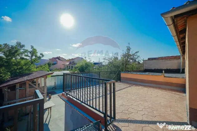 Casă cu 4 camere de vânzare în zona Dealuri Oradea