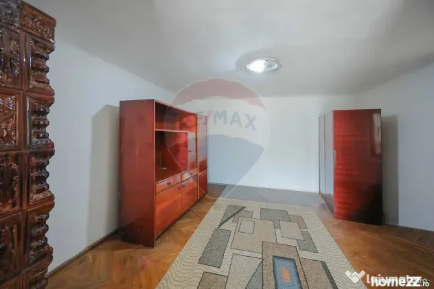 Casă cu 4 camere de vânzare în zona Dealuri Oradea