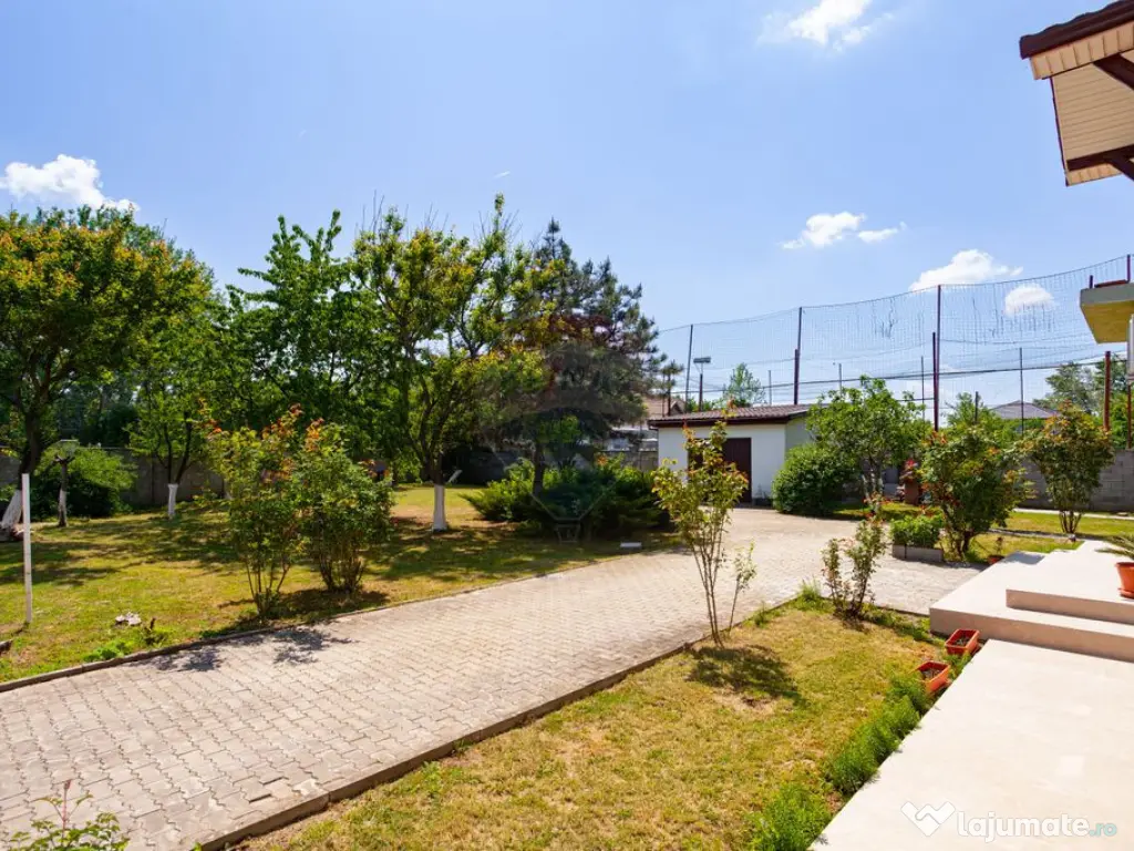 Casă cochetă de vânzare, teren 954 mp, posibil parcela...