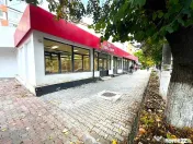 VANZARE CLADIRE CU RESTAURANT UTILAT COMPLET PLUS SPATIU COM