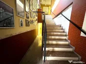 VANZARE CLADIRE CU RESTAURANT UTILAT COMPLET PLUS SPATIU COM 