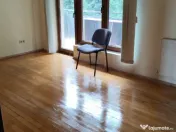 Apartament cu 3 camere, finisat, zona Zorilor 