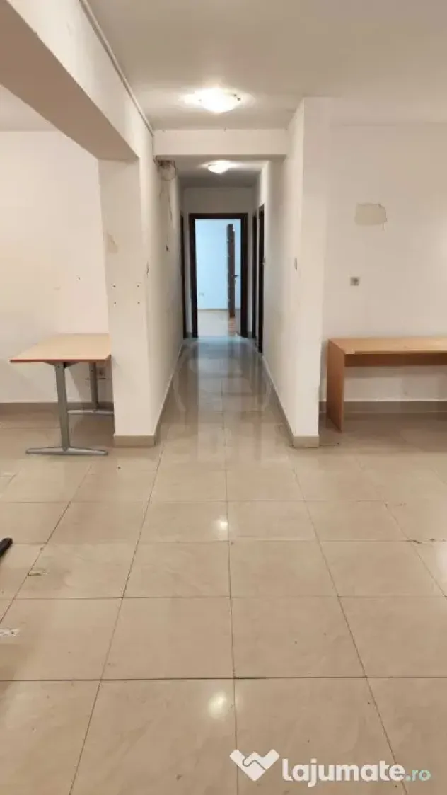 Apartament cu 3 camere, finisat, zona Zorilor